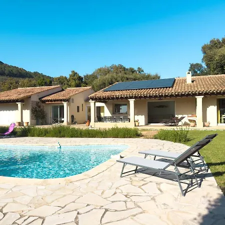 Exclusive Authentic Riviera - Private Pool, Petanque Court, Panoramic Mediterranean Sea & Esterel Mountain Views ヴィラ Saint-Raphaël