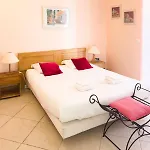 Exclusive Authentic Riviera - Private Pool, Petanque Court, Panoramic Mediterranean Sea & Esterel Mountain Views