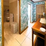 빌라 Exclusive Authentic Riviera - Private Pool, Petanque Court, Panoramic Mediterranean Sea & Esterel Mountain Views Saint-Raphaël