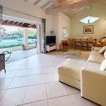 Exclusive Authentic Riviera - Private Pool, Petanque Court, Panoramic Mediterranean Sea & Esterel Mountain Views 빌라 Saint-Raphaël