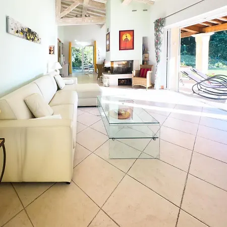 Villa Exclusive Authentic Riviera - Private Pool, Petanque Court, Panoramic Mediterranean Sea & Esterel Mountain Views *