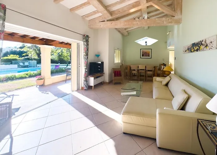 Villa Exclusive Authentic Riviera - Private Pool, Petanque Court, Panoramic Mediterranean Sea & Esterel Mountain Views