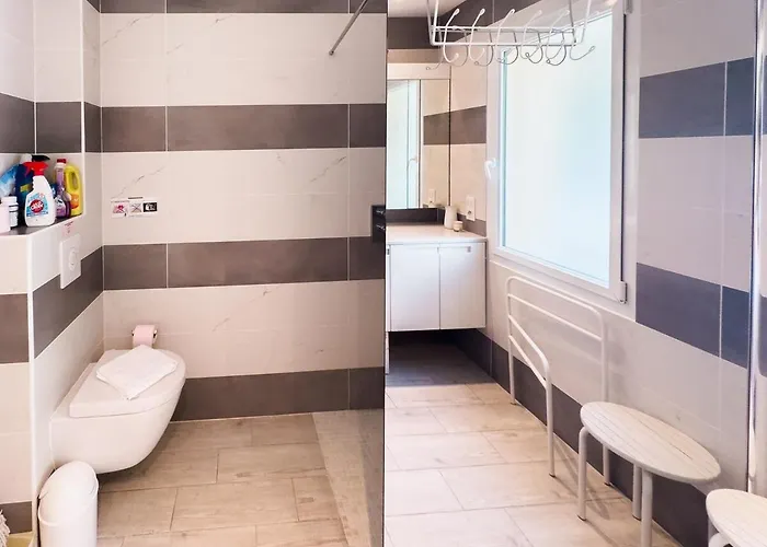 Exclusive Authentic Riviera - Private Pool, Petanque Court, Panoramic Mediterranean Sea & Esterel Mountain Views * Saint-Raphaël