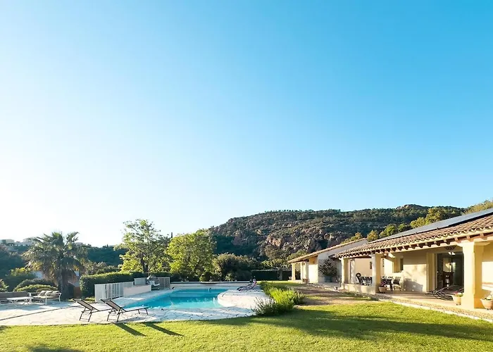 Villa Exclusive Authentic Riviera - Private Pool, Petanque Court, Panoramic Mediterranean Sea & Esterel Mountain Views