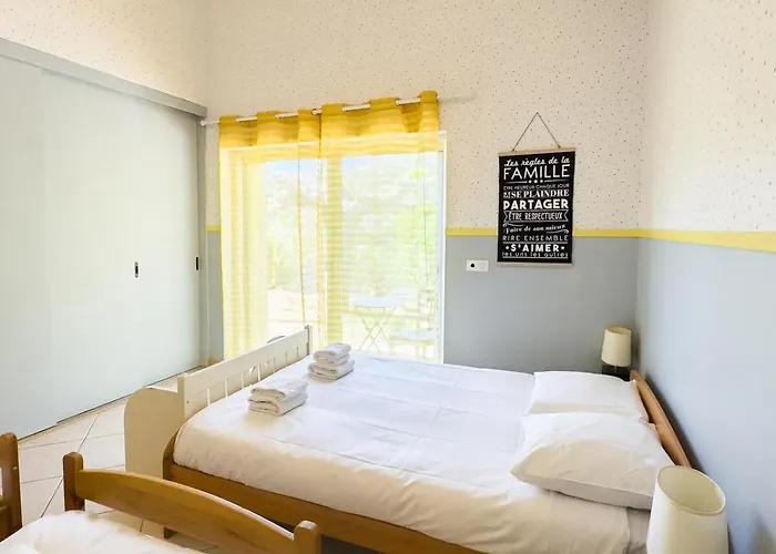 Exclusive Authentic Riviera - Private Pool, Petanque Court, Panoramic Mediterranean Sea & Esterel Mountain Views Saint-Raphaël