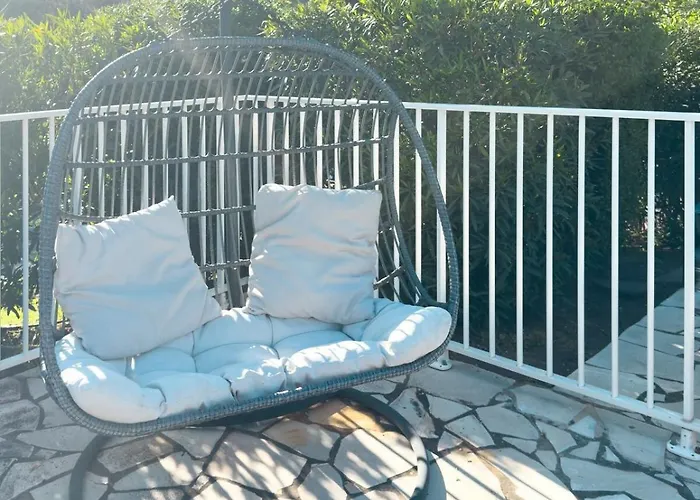 Exclusive Authentic Riviera - Private Pool, Petanque Court, Panoramic Mediterranean Sea & Esterel Mountain Views Saint-Raphaël